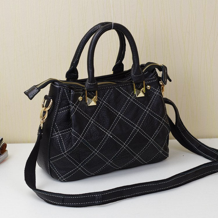 European & American Style Women’s Leather Shoulder Bag – Small Square Design